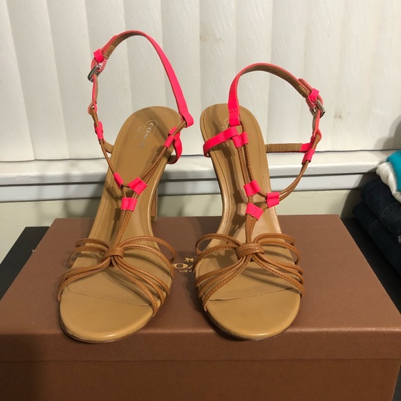 Coach Lana Sandals - Picture 2 of 3